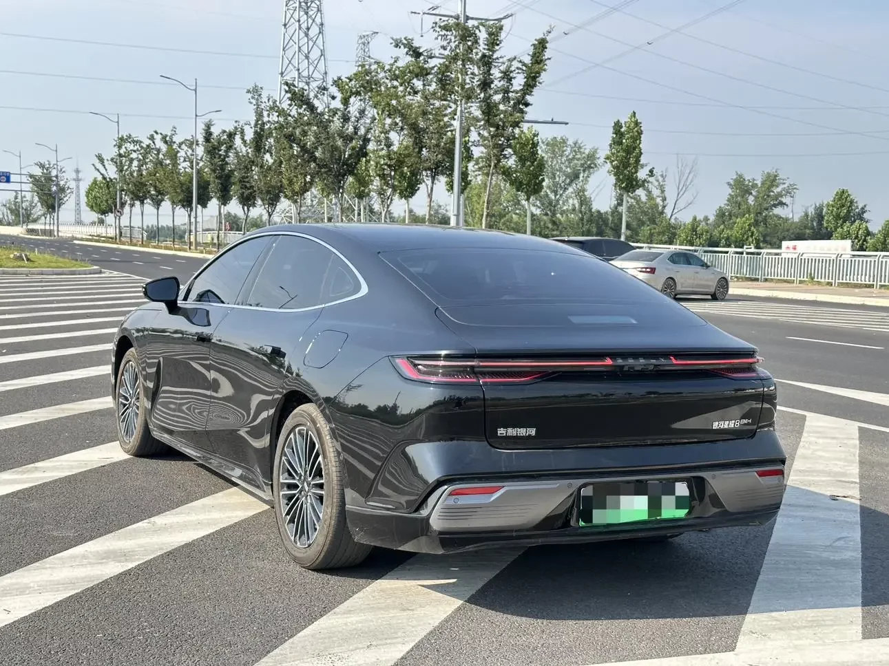 Geely Galaxy Star 8 PHEV