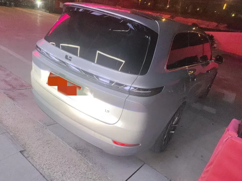 Lixiang L9