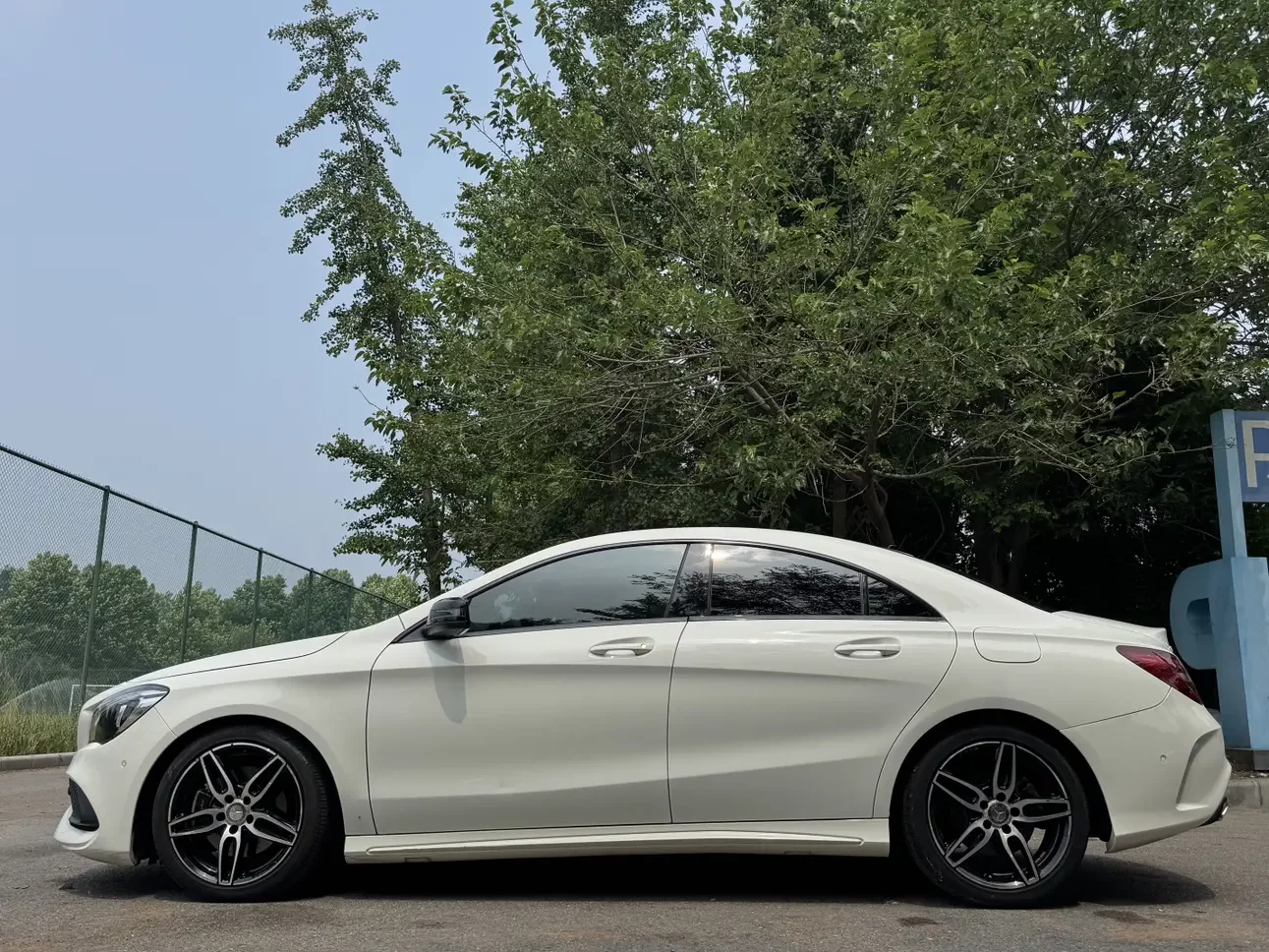 Mercedes-Benz CLA (Imported)