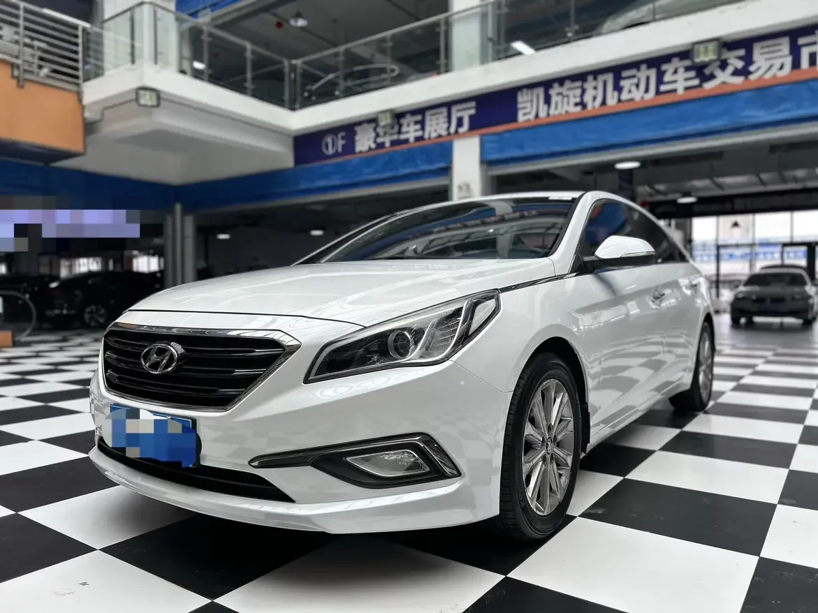 Hyundai sonata nine