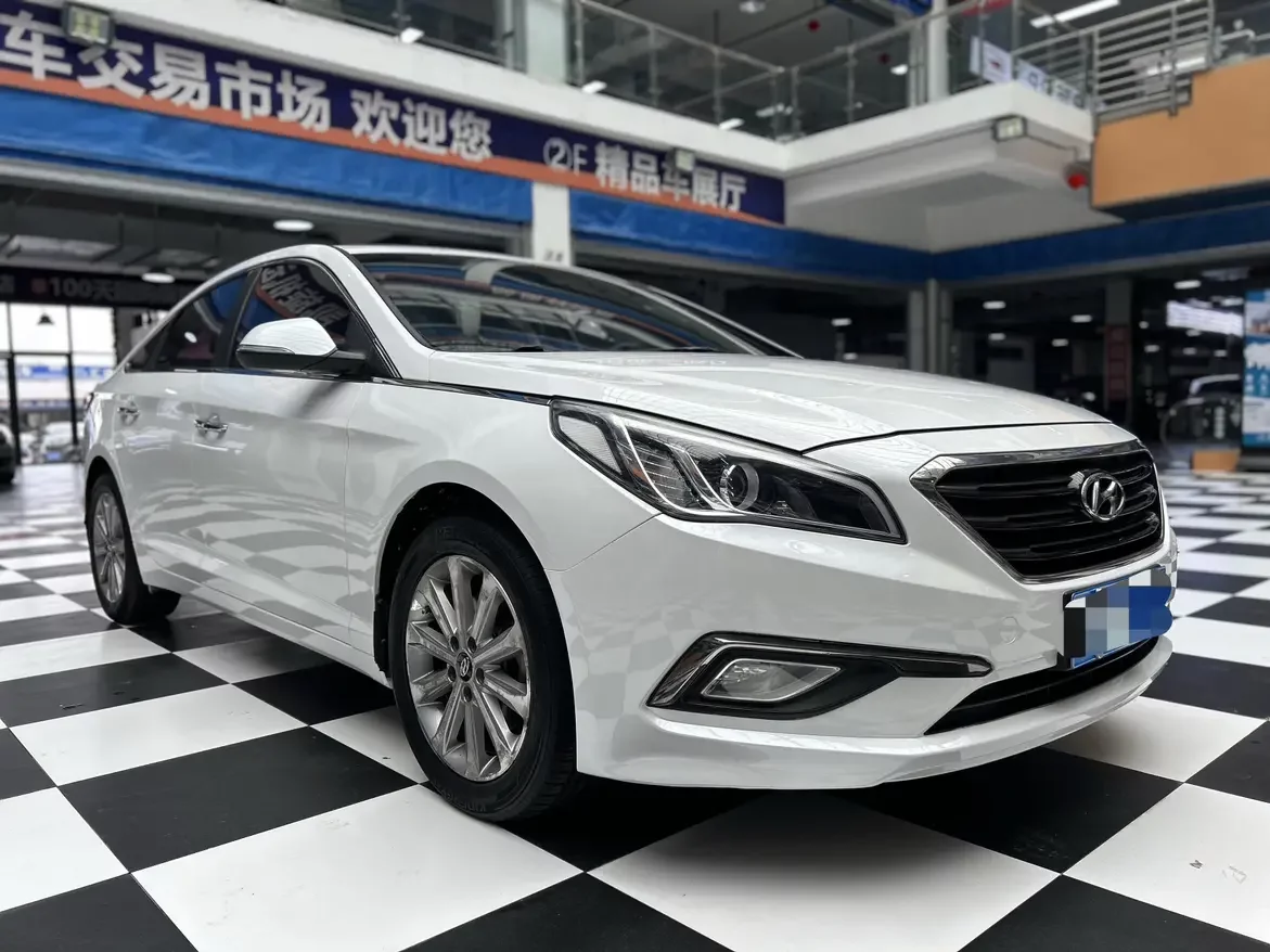 Hyundai sonata nine