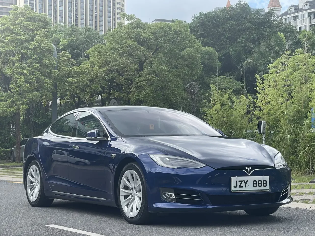 Tesla Model S