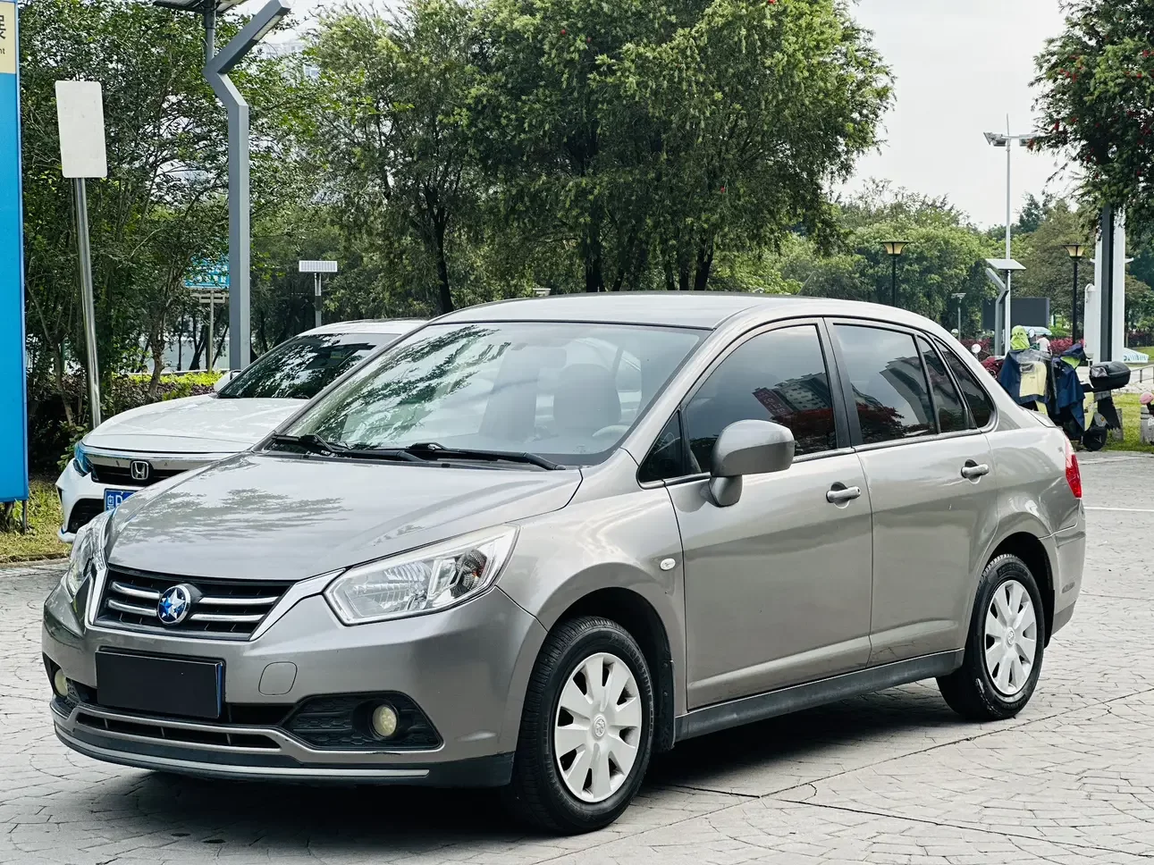 Kai Chen Venucia D50