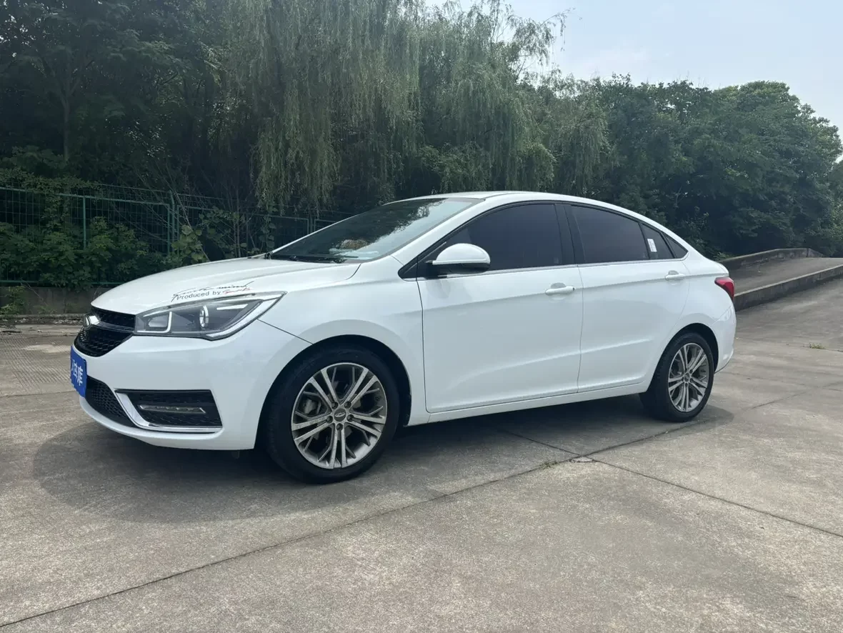 Chery Arrizo 5