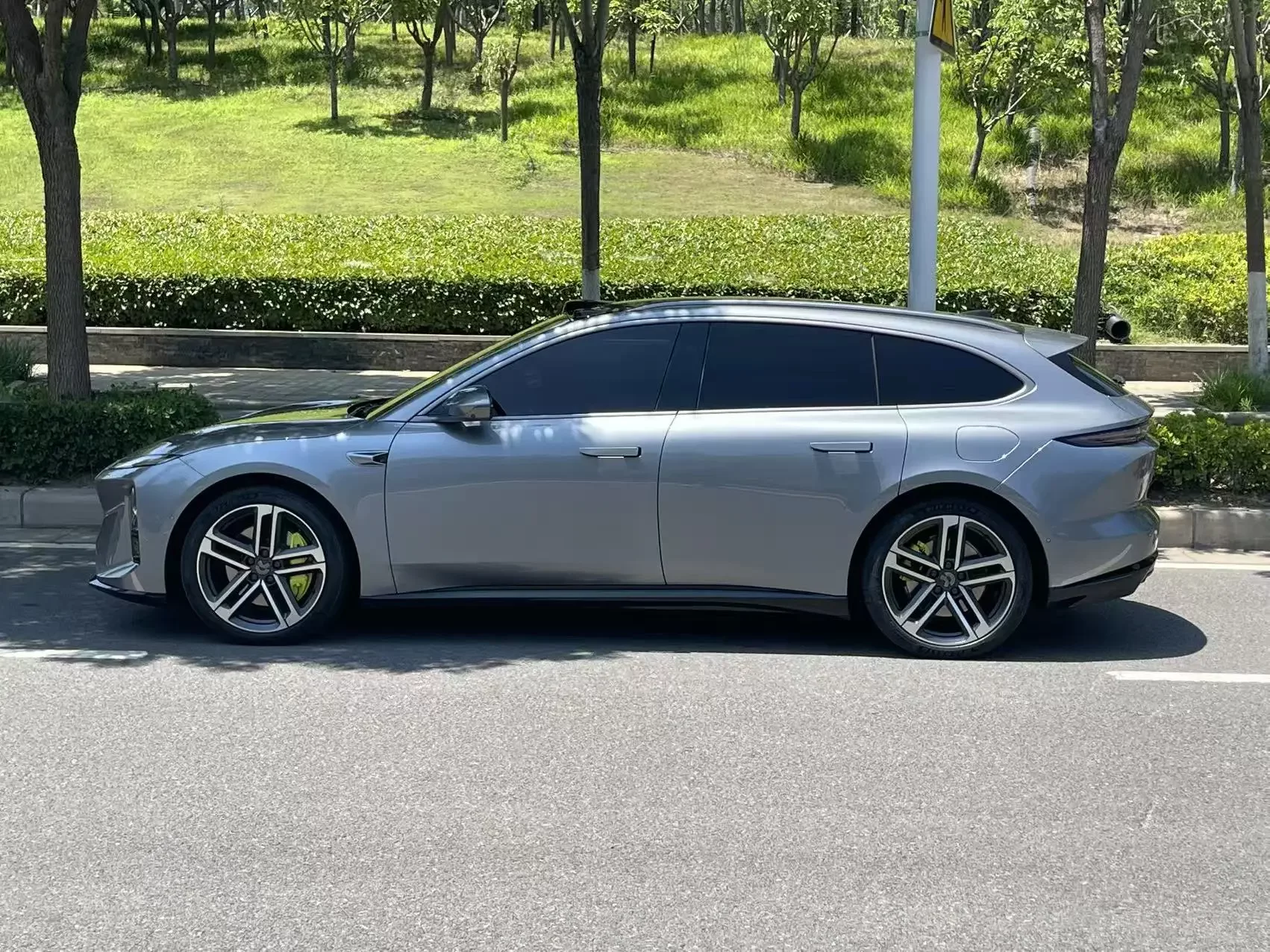 NIO ET5T