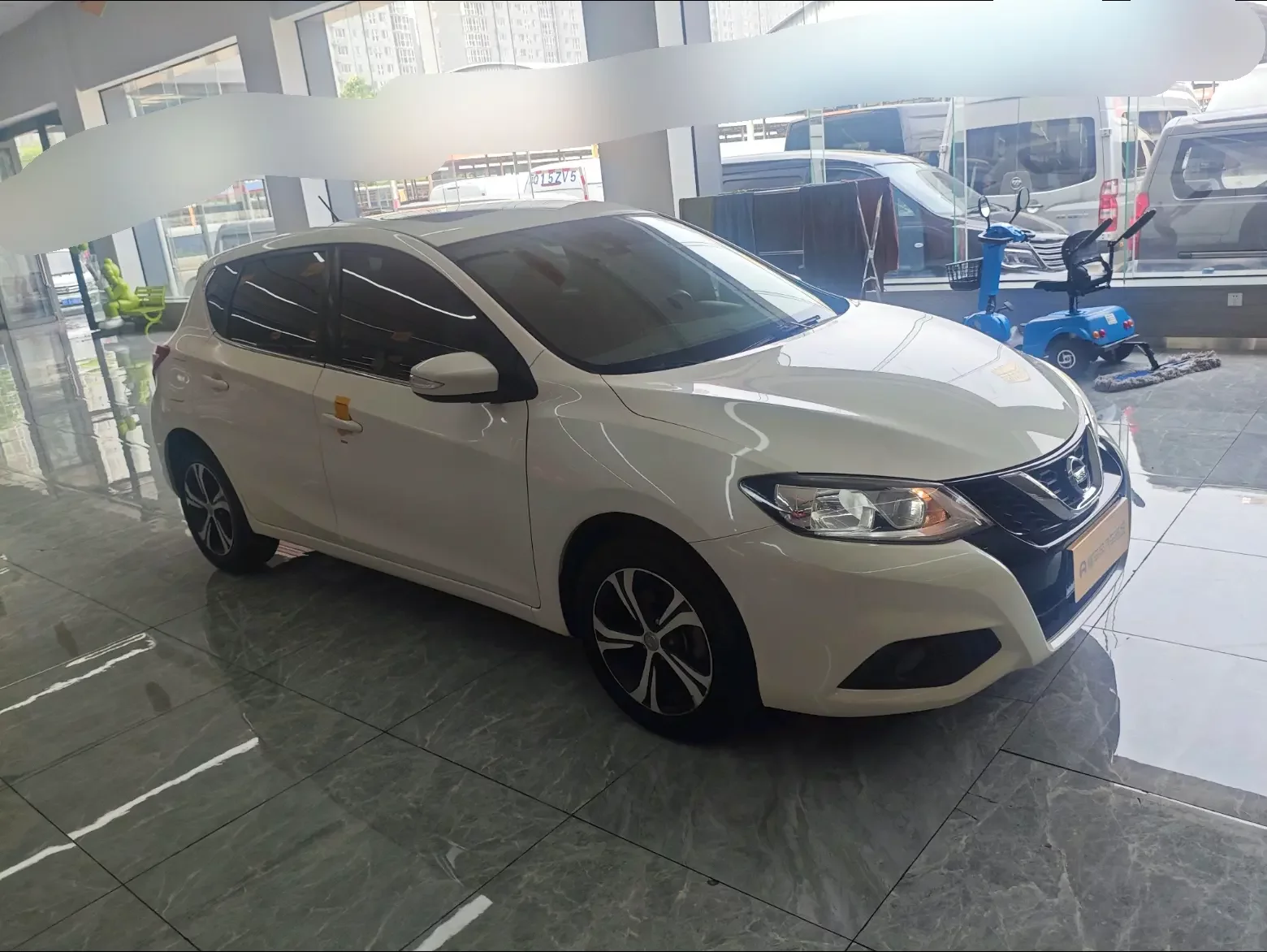 Nissan Tiida
