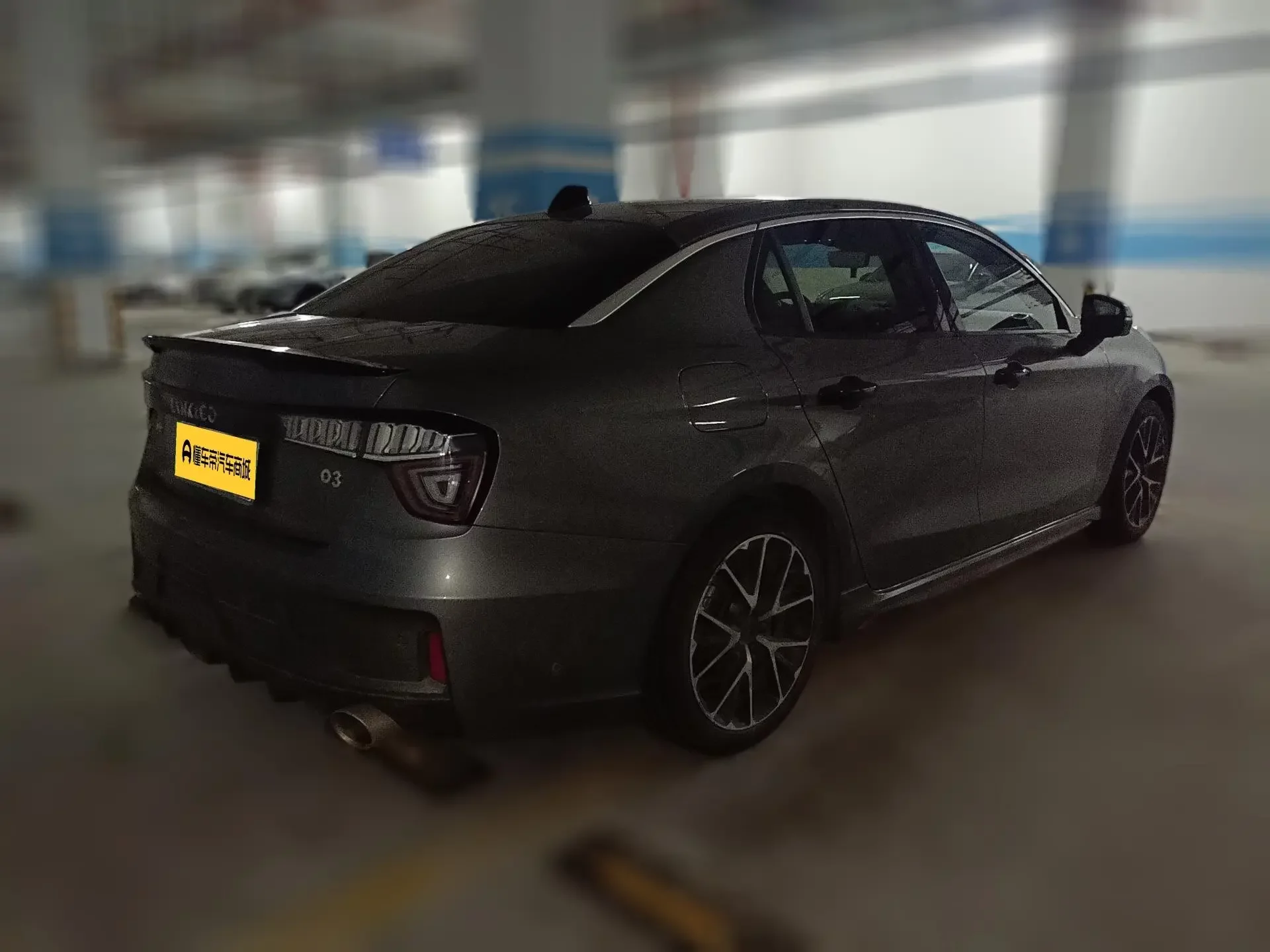 Lynk & Co 03