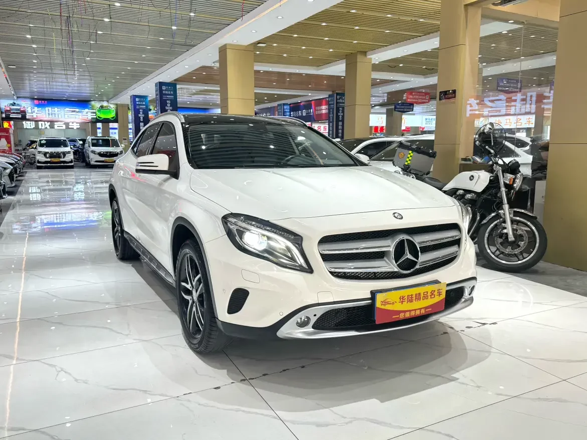 Mercedes-Benz GLA