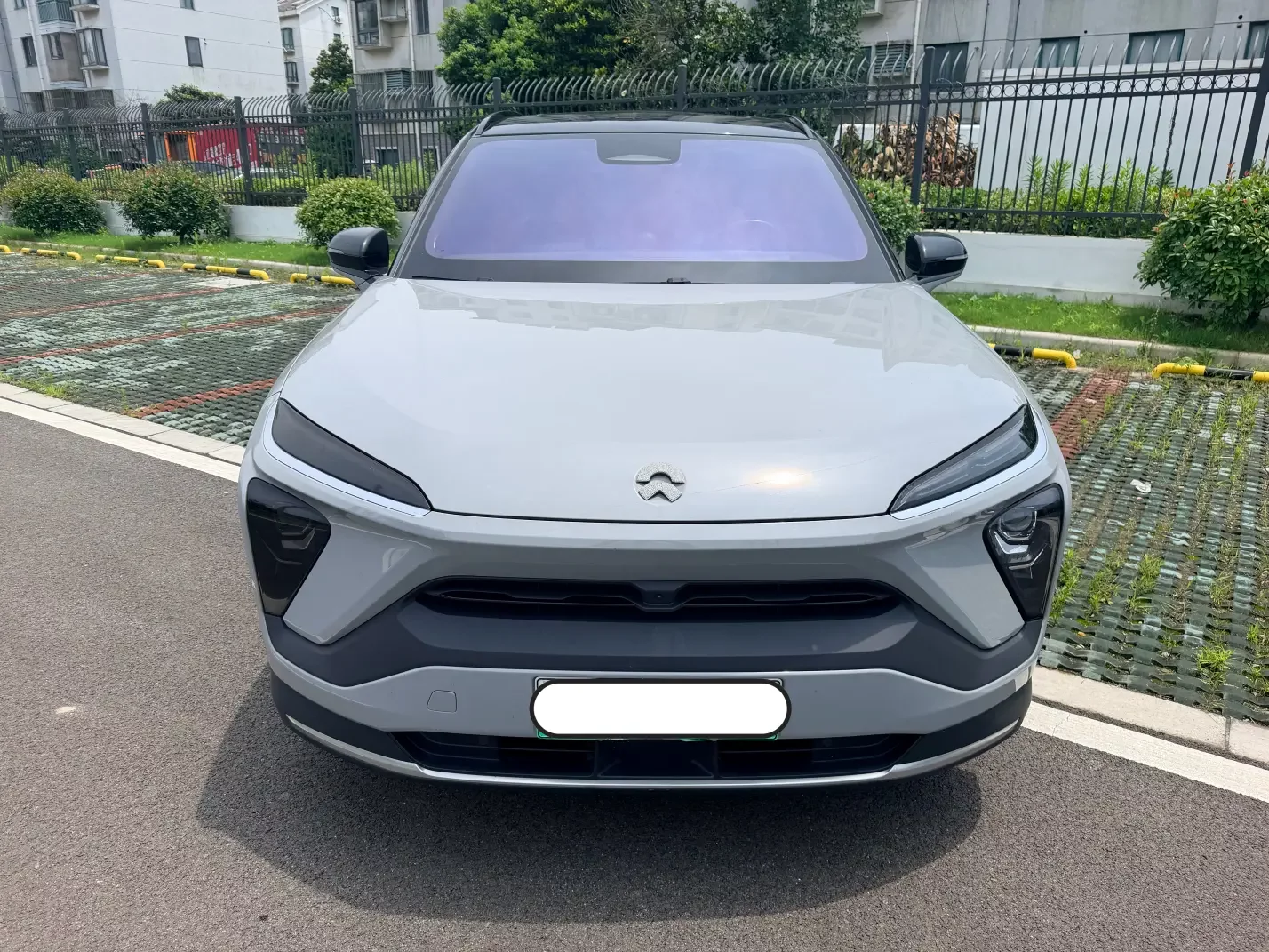 NIO ES6