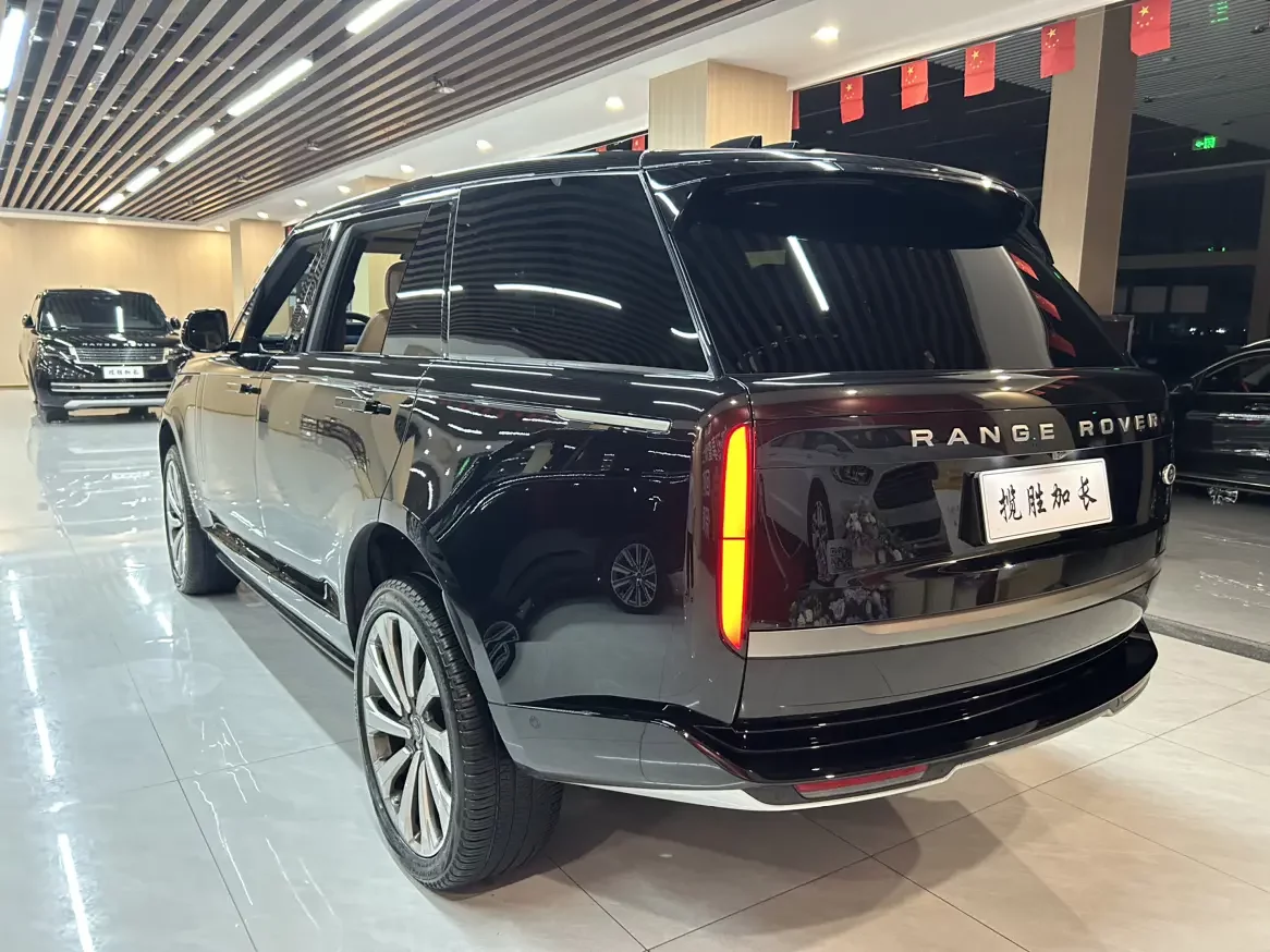 Land Rover range rover