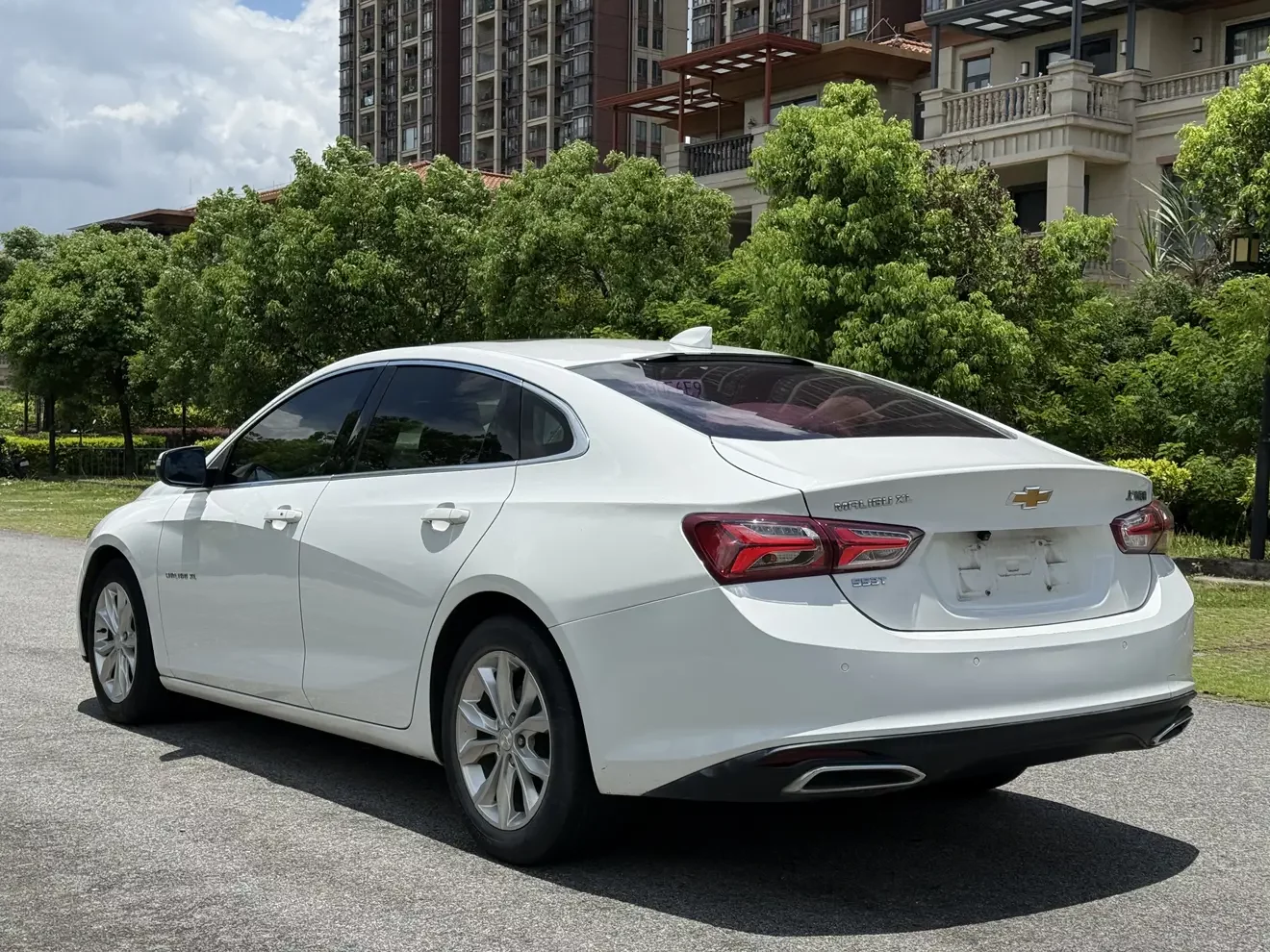 Chevrolet Malibu XL