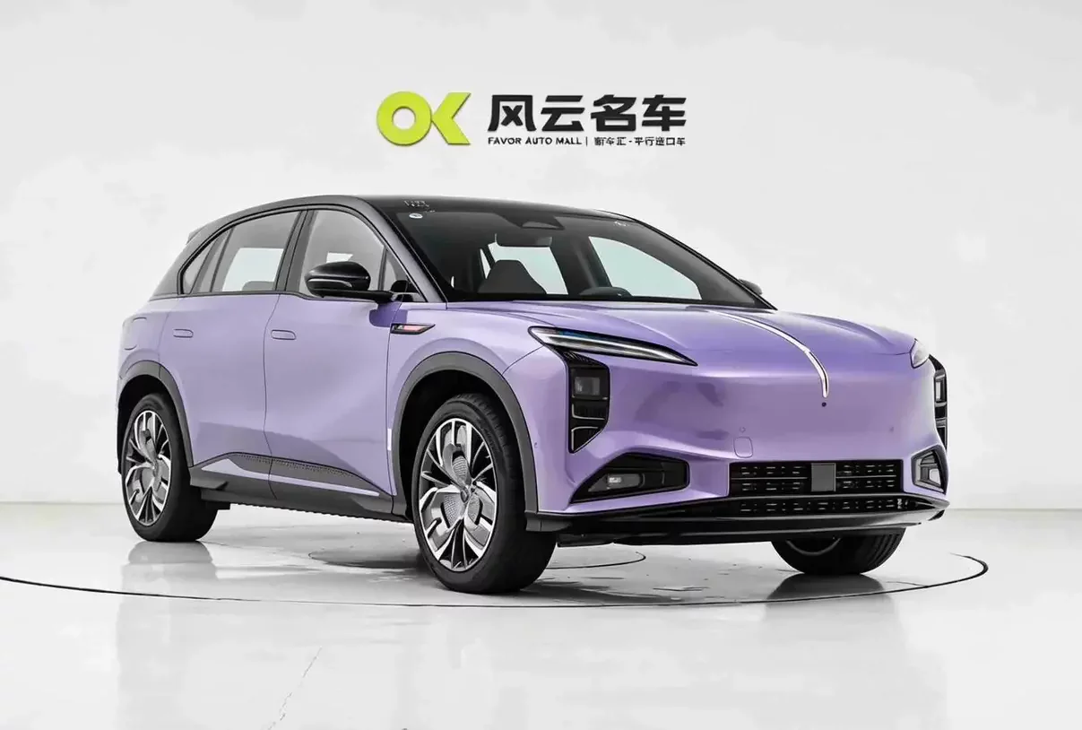Hongqi Red Flag Tiangong 08