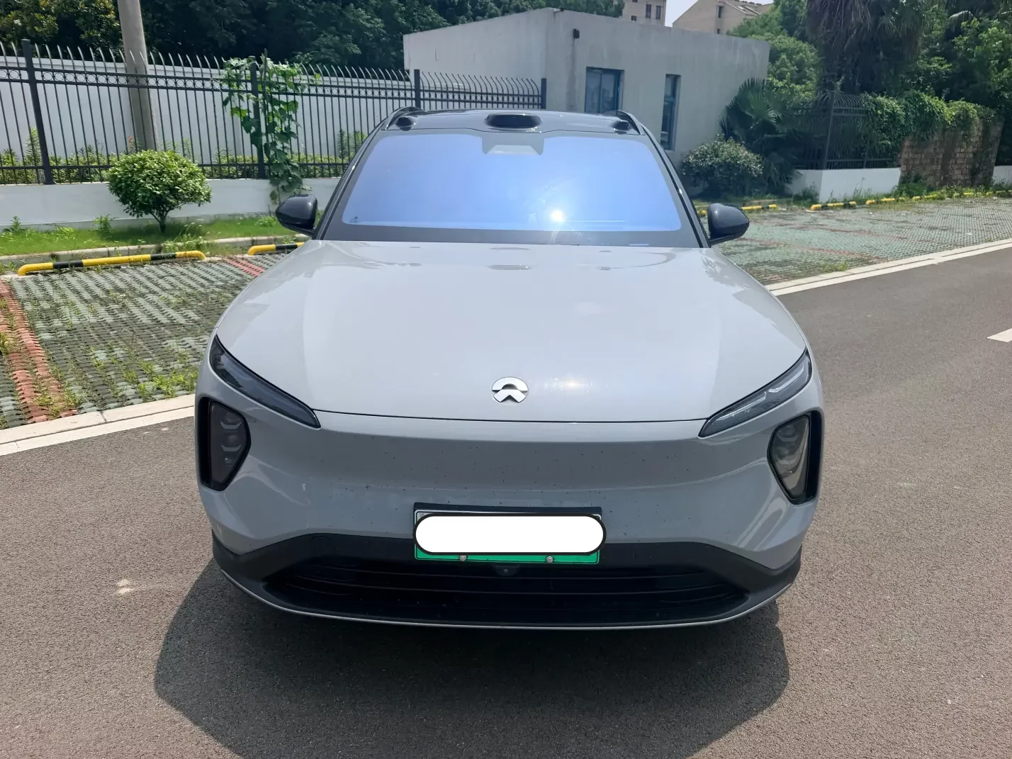 NIO ES6