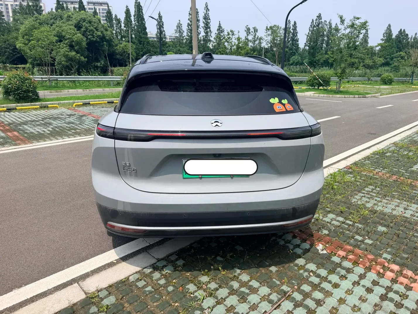 NIO ES6
