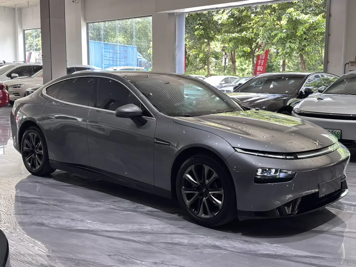 Xpeng P7