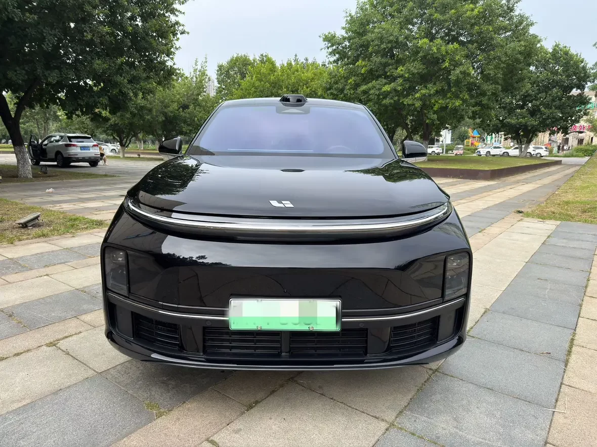 Lixiang L7