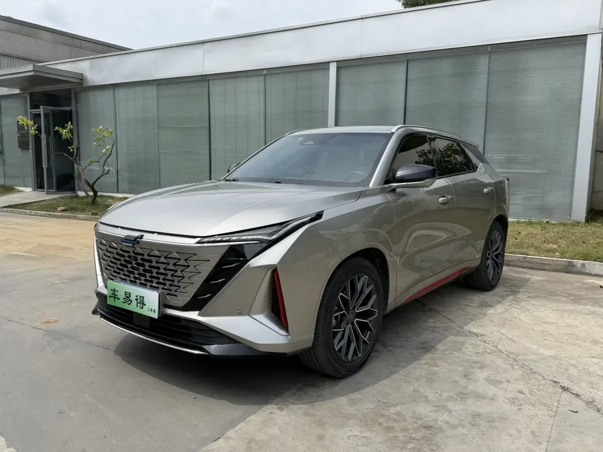 Oshan Changan Auchan Z6