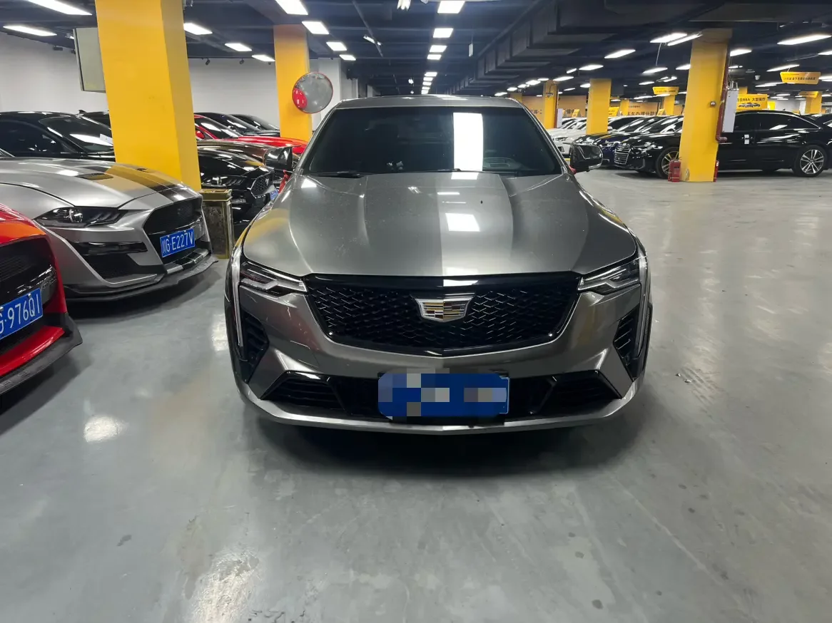 Cadillac CT4