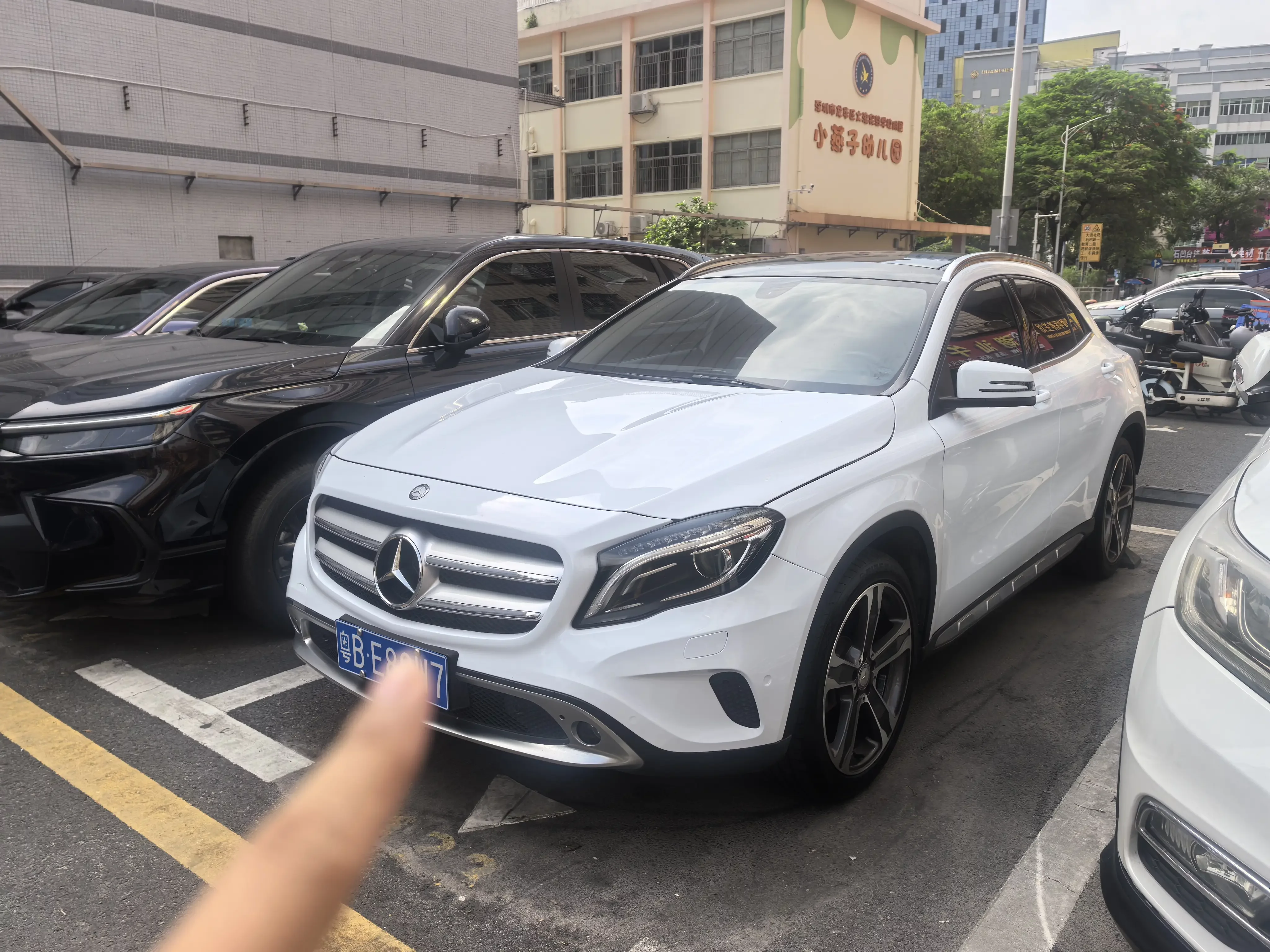 Mercedes-Benz GLA