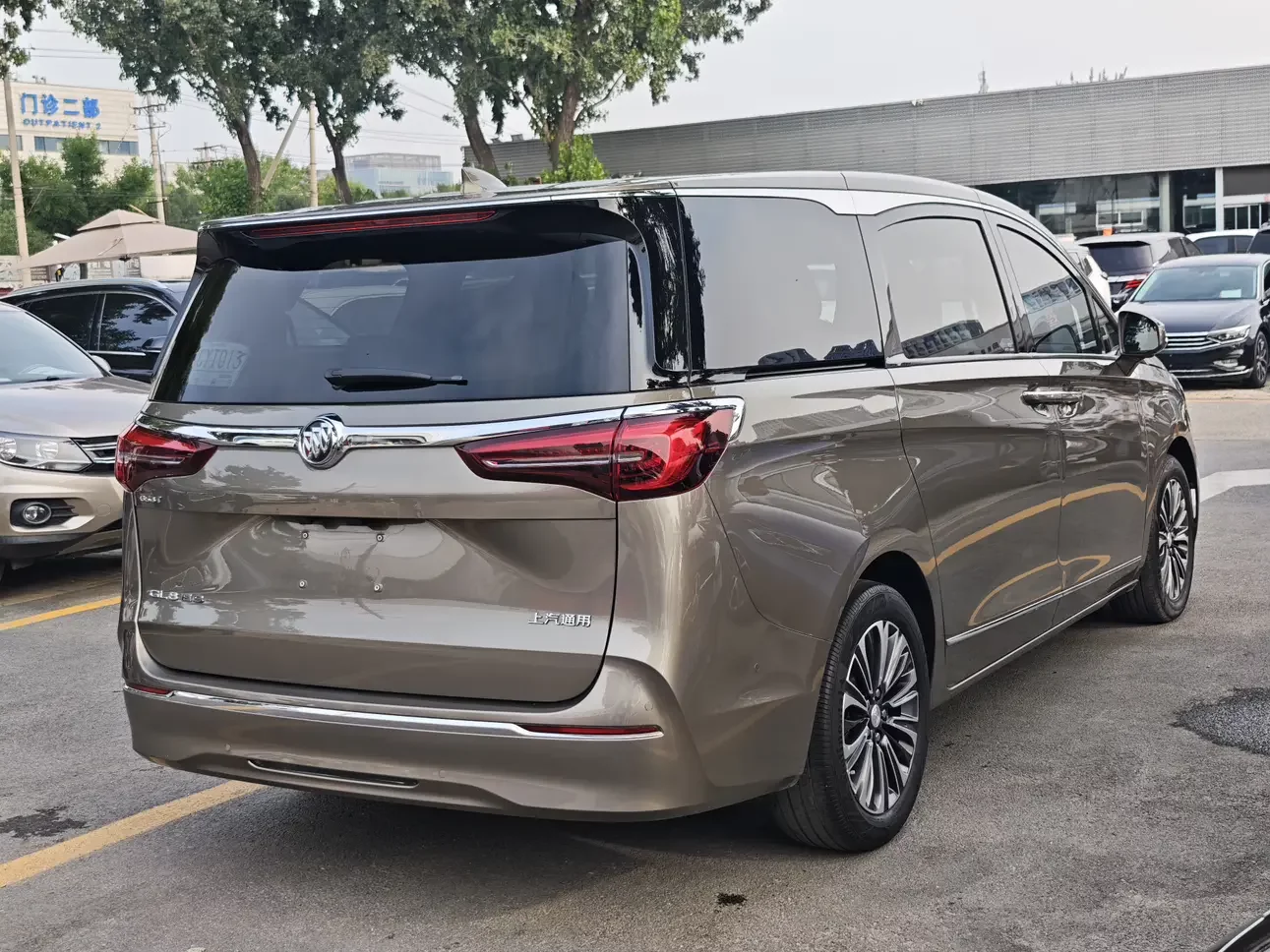 Buick GL8