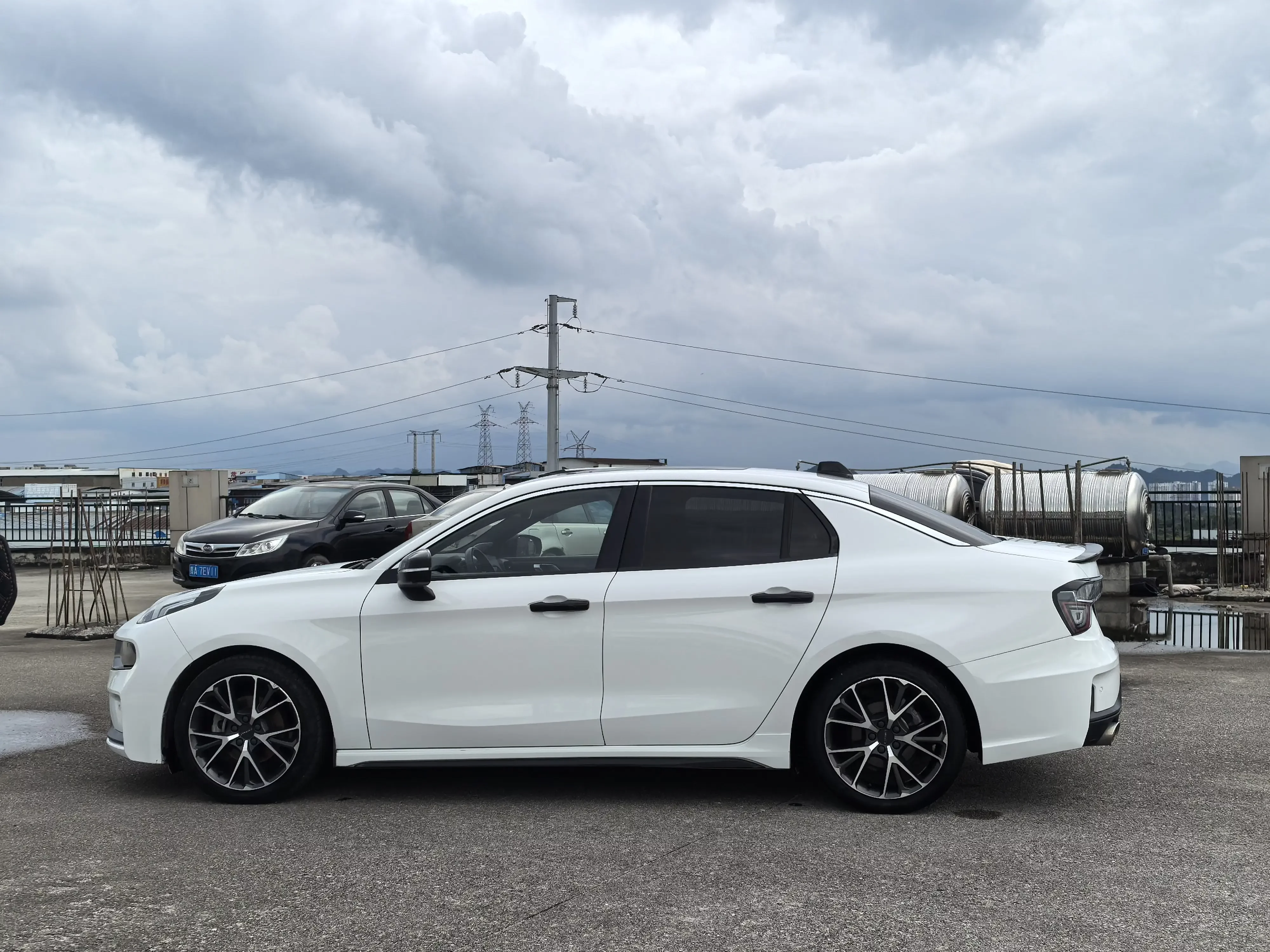 Lynk & Co 03