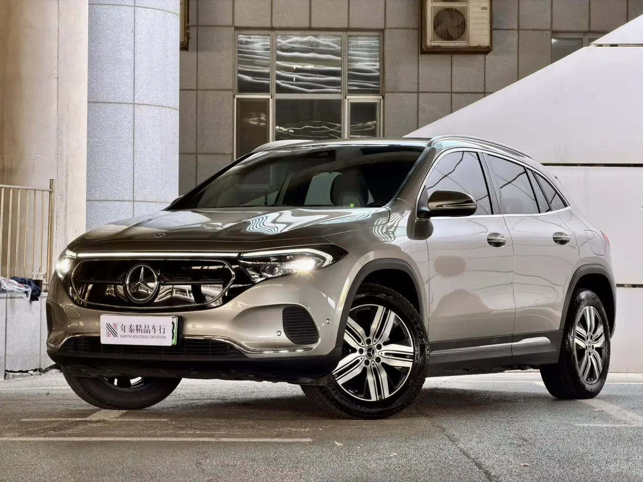 Mercedes-Benz EQA