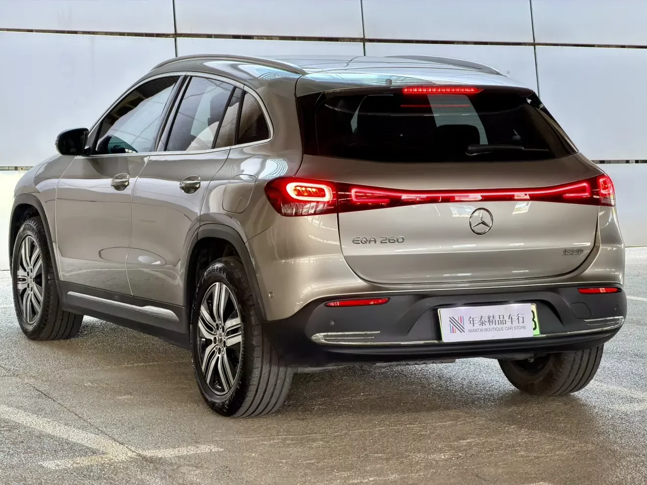 Mercedes-Benz EQA