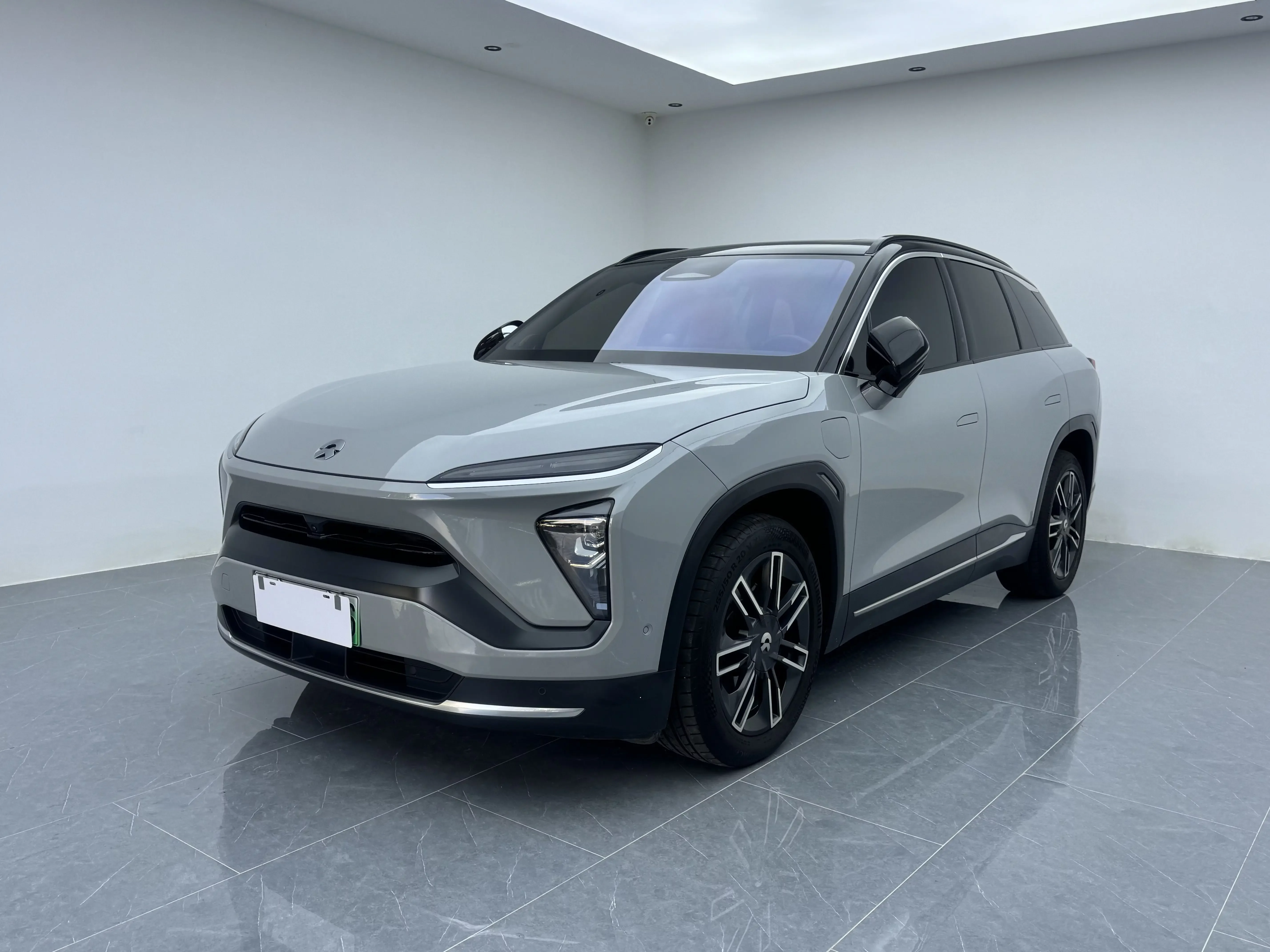 NIO ES6
