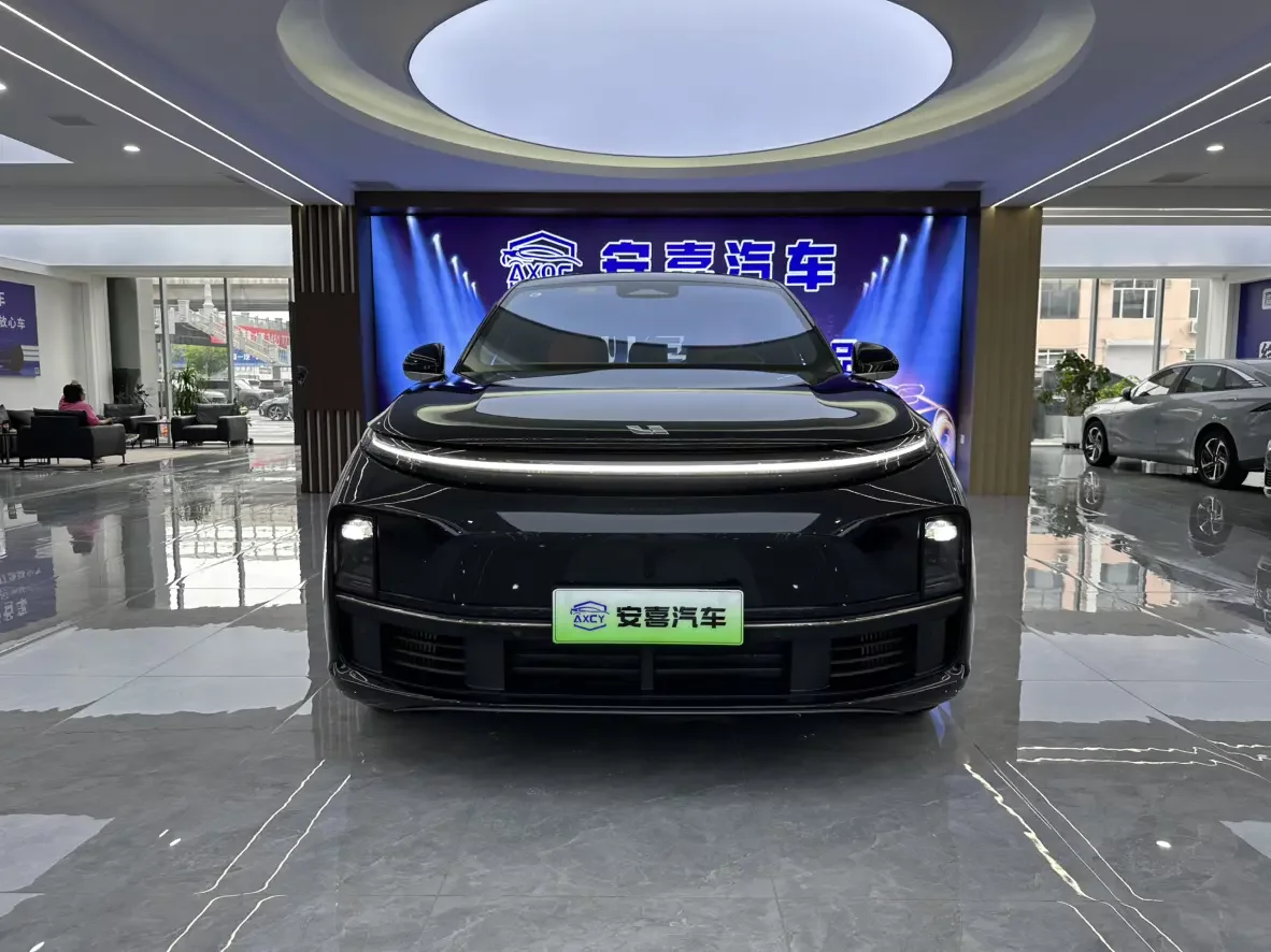 Lixiang L7