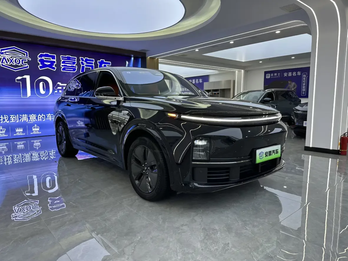 Lixiang L7