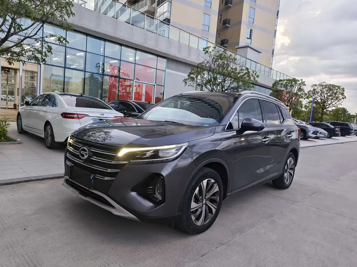 GAC Trumpchi GS4
