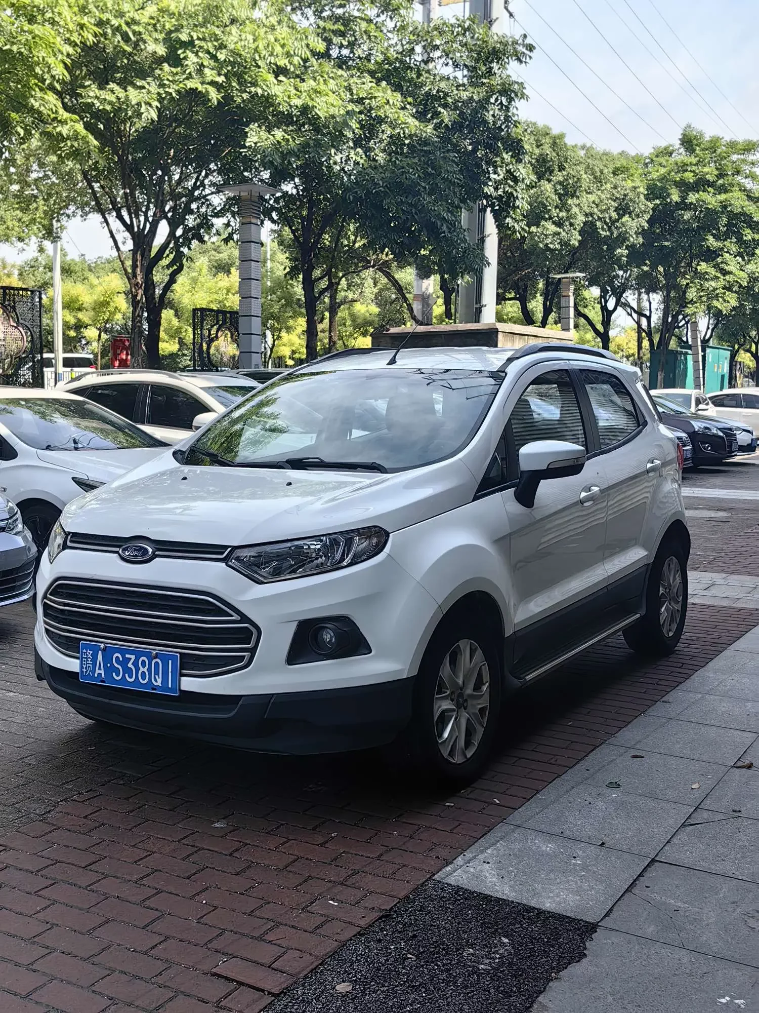 Ford Yibo