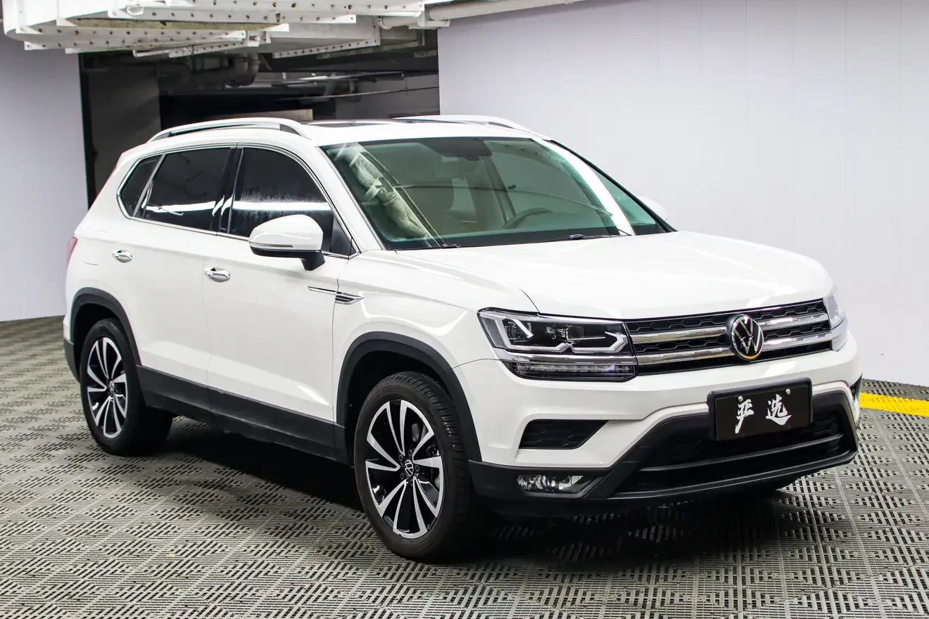 Volkswagen Tharu
