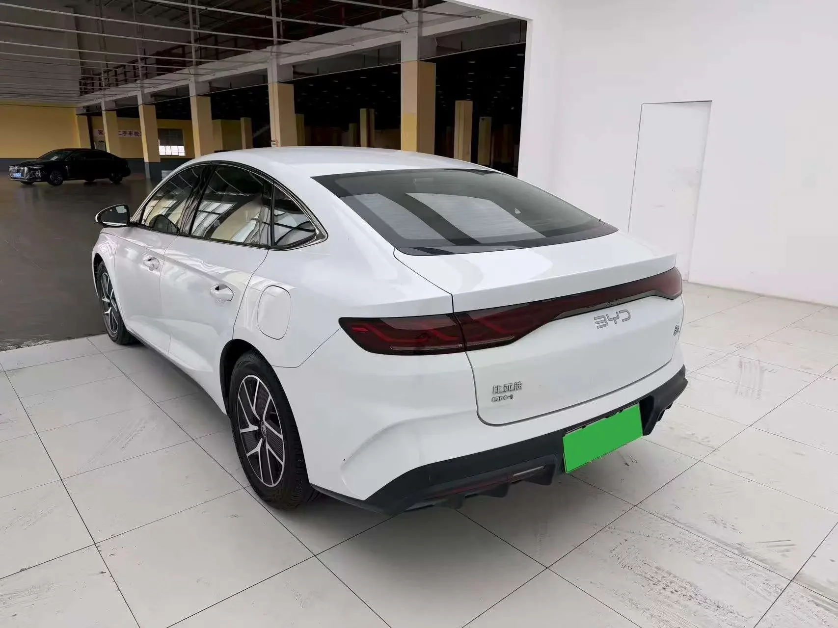BYD Qin L DM