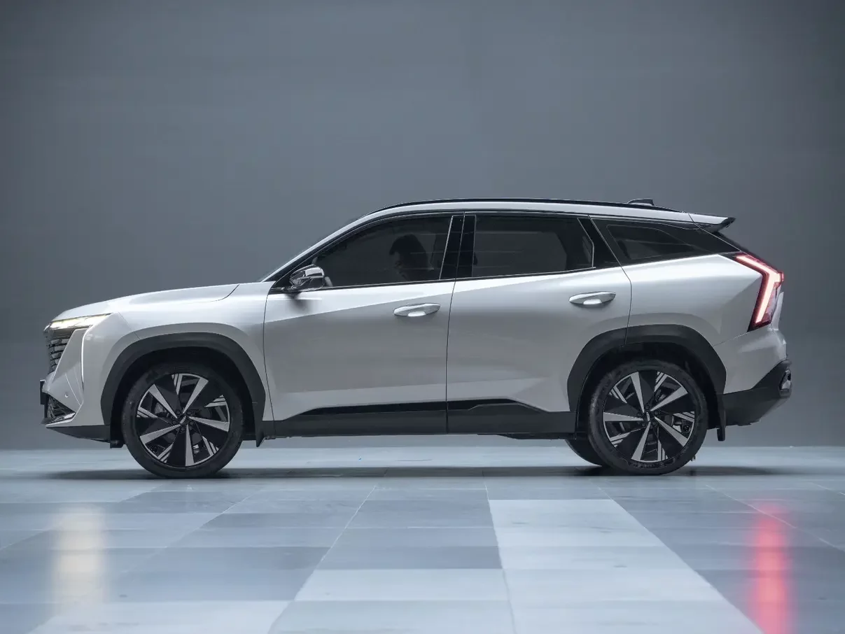 Geely Atlas L