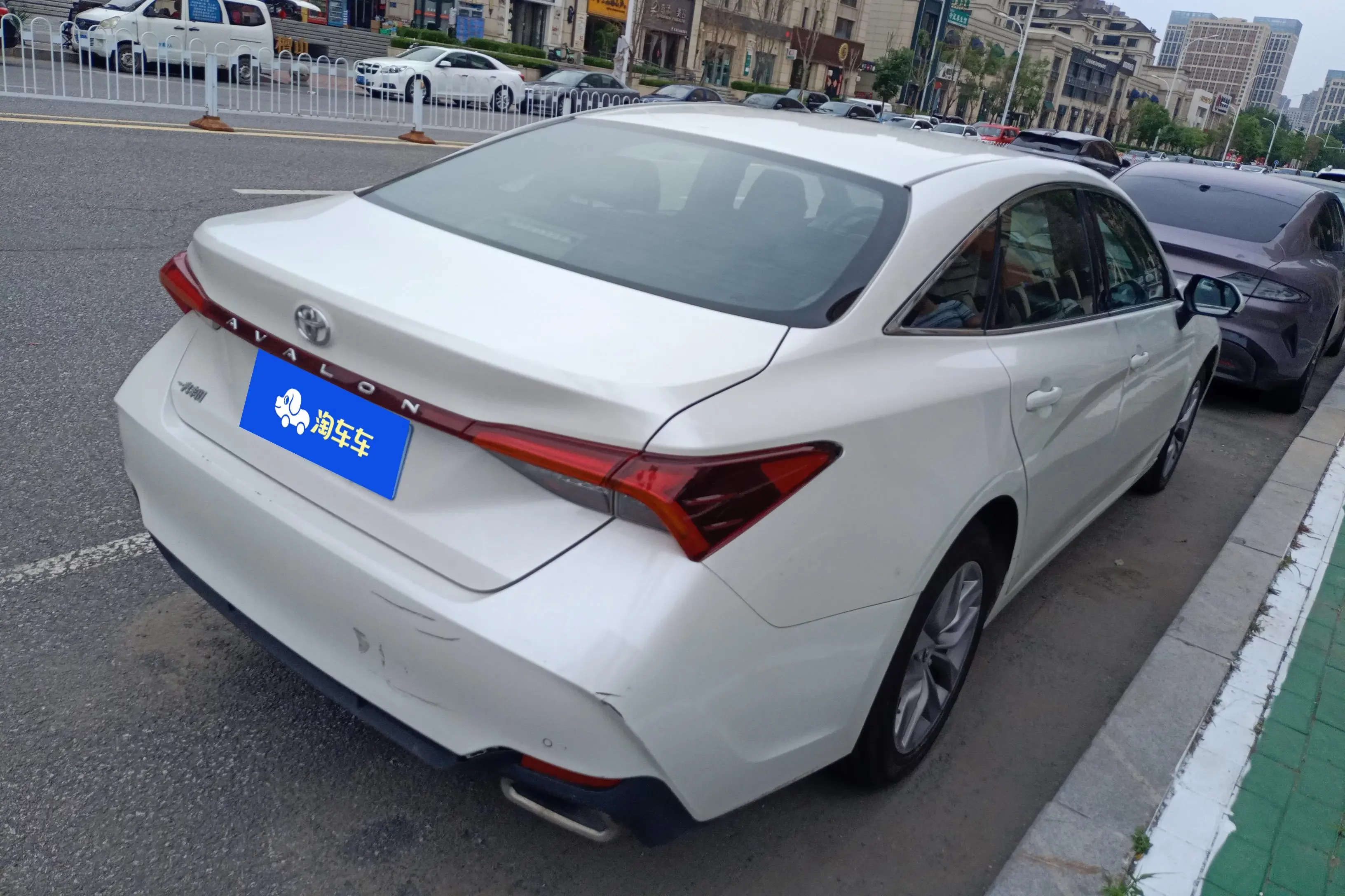 Toyota Avalon