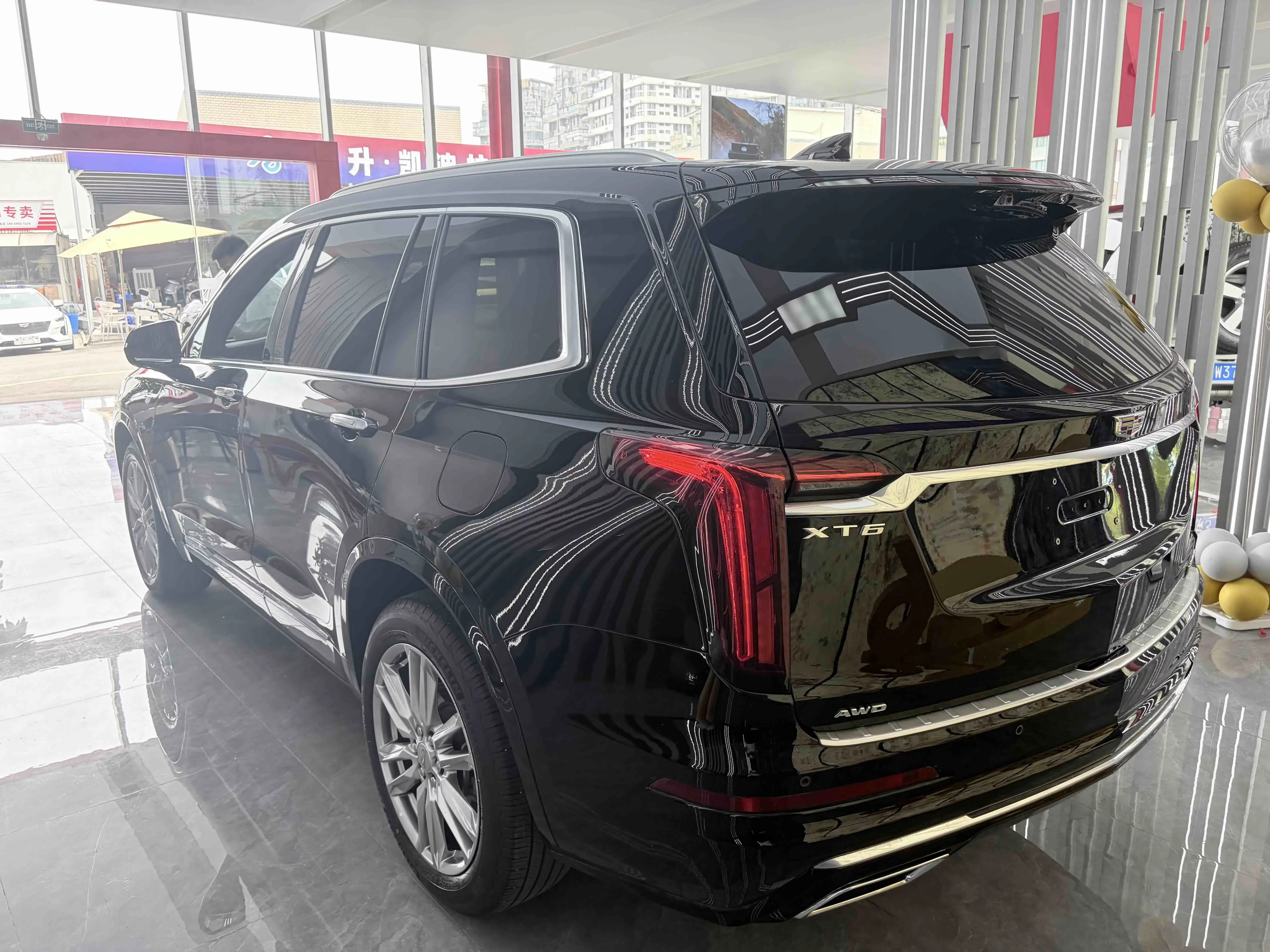 Cadillac XT6