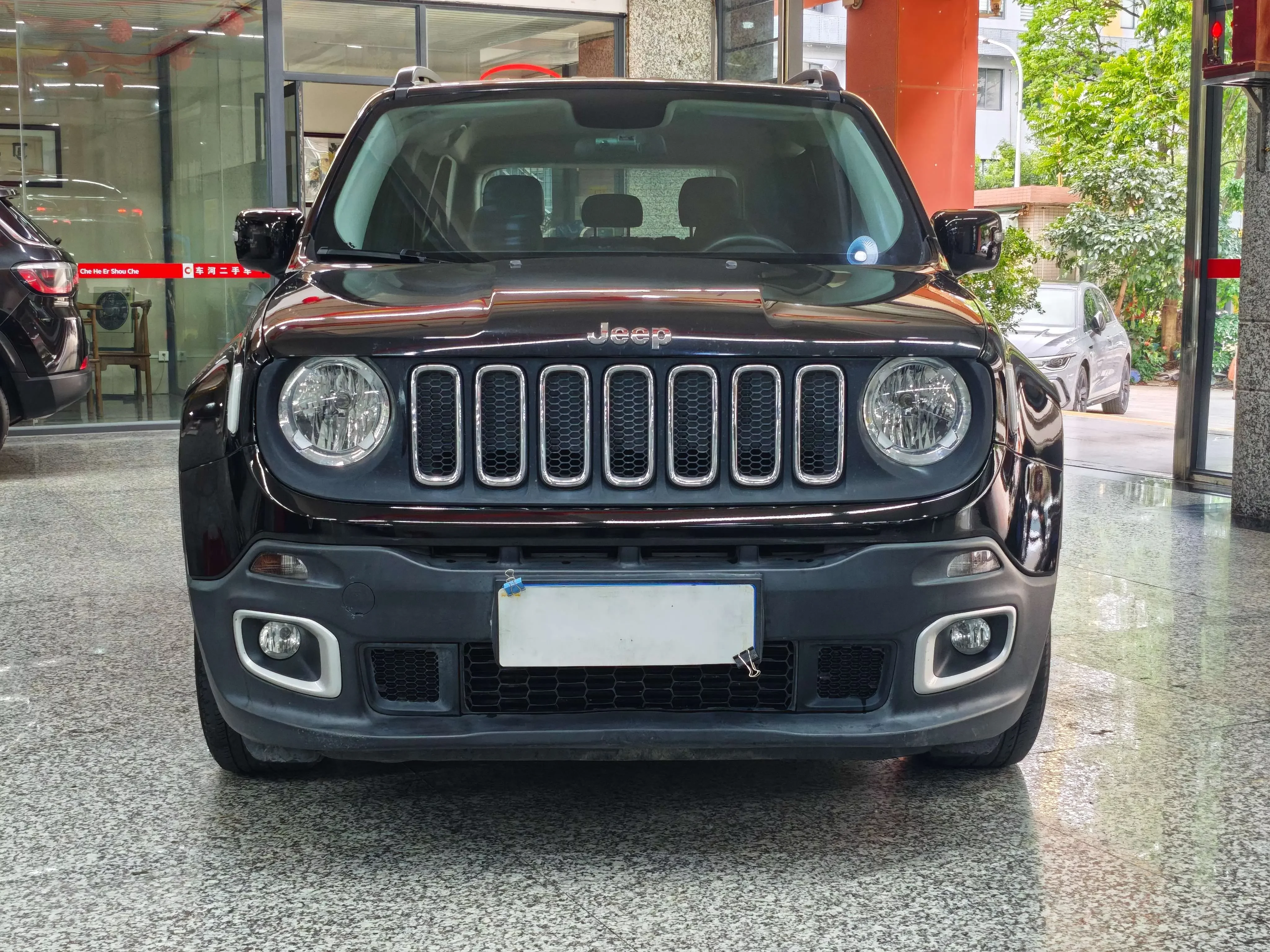 Jeep Freeman