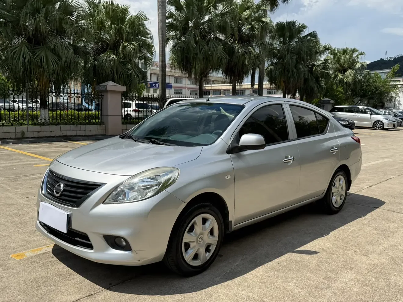 Nissan Sunlight