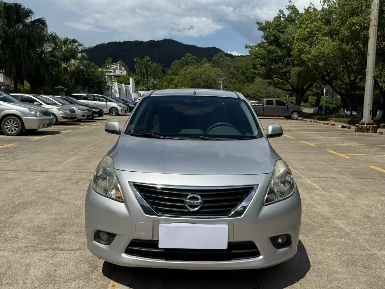 Nissan Sunlight