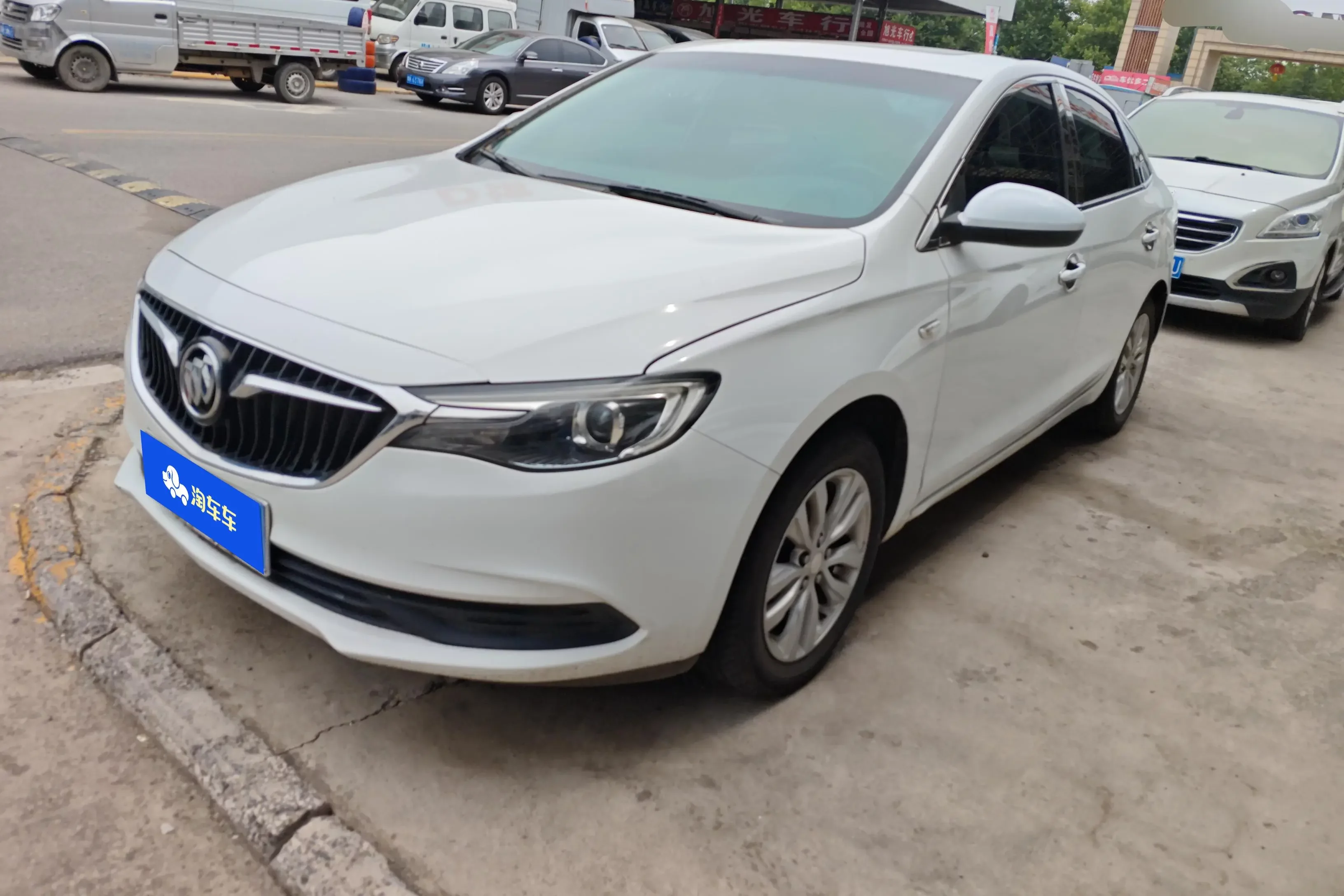 Buick Yinglang