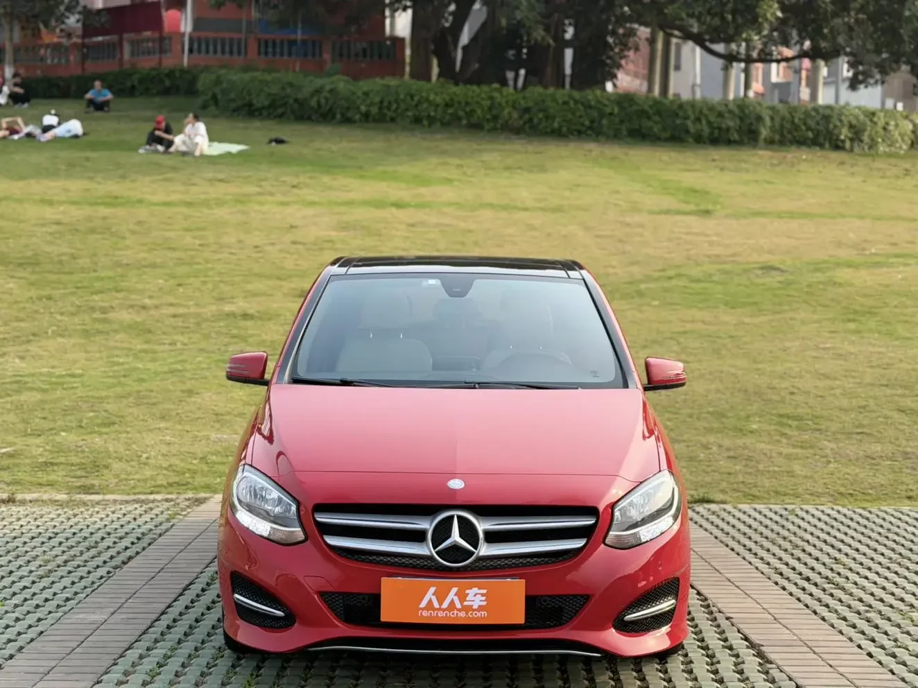Mercedes-Benz B Class