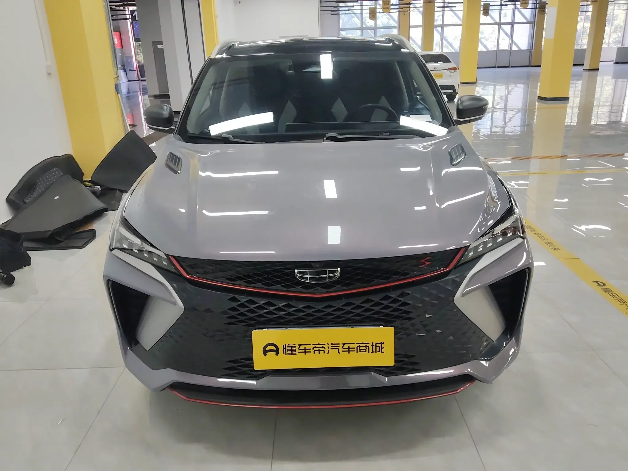 Geely Coolray SX11