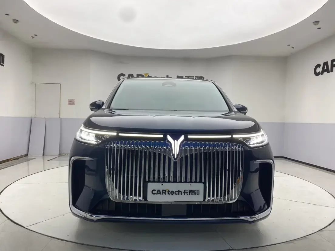 Voyah Lantu Dreamer PHEV  из Китая