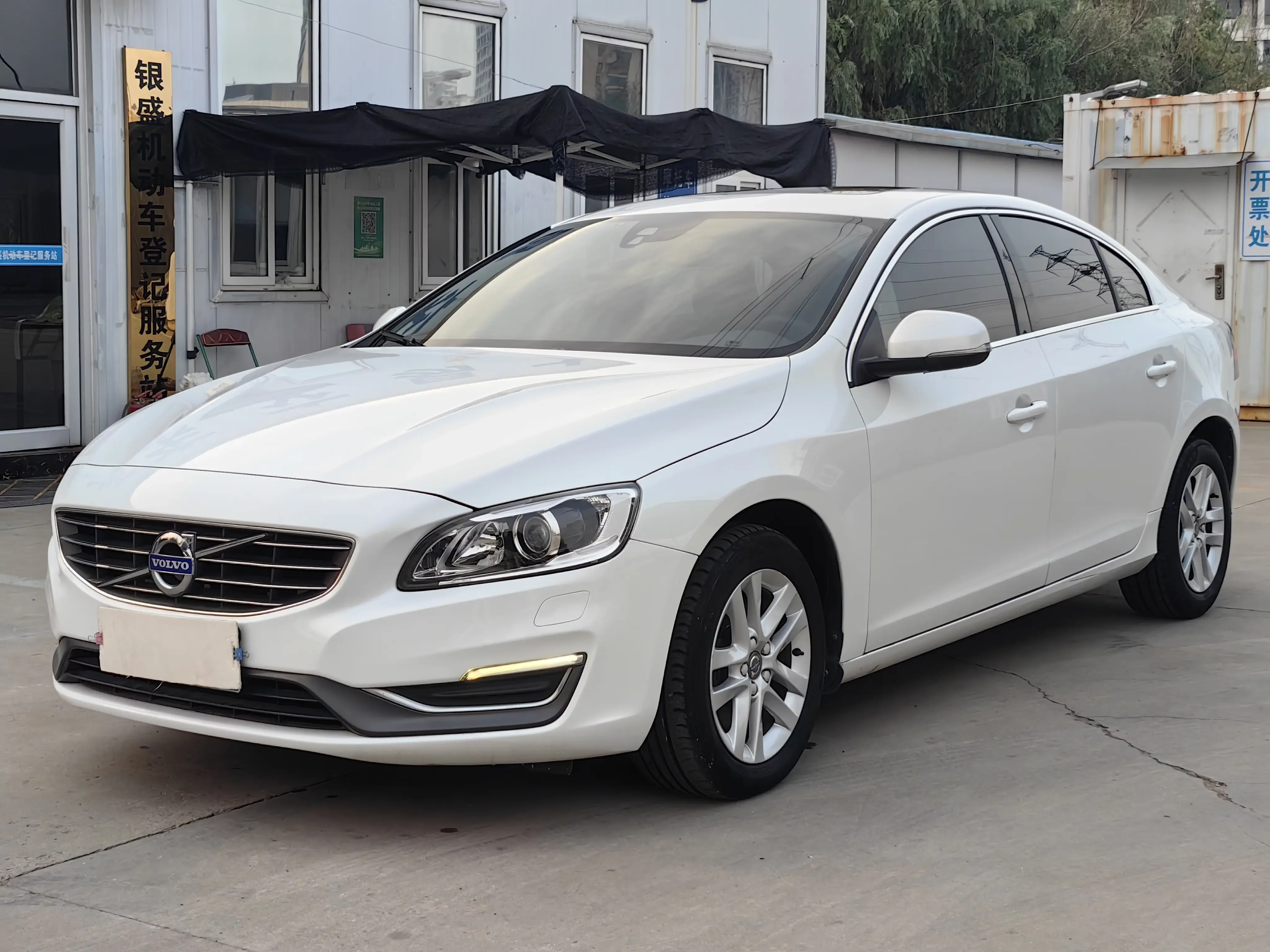 Volvo S60
