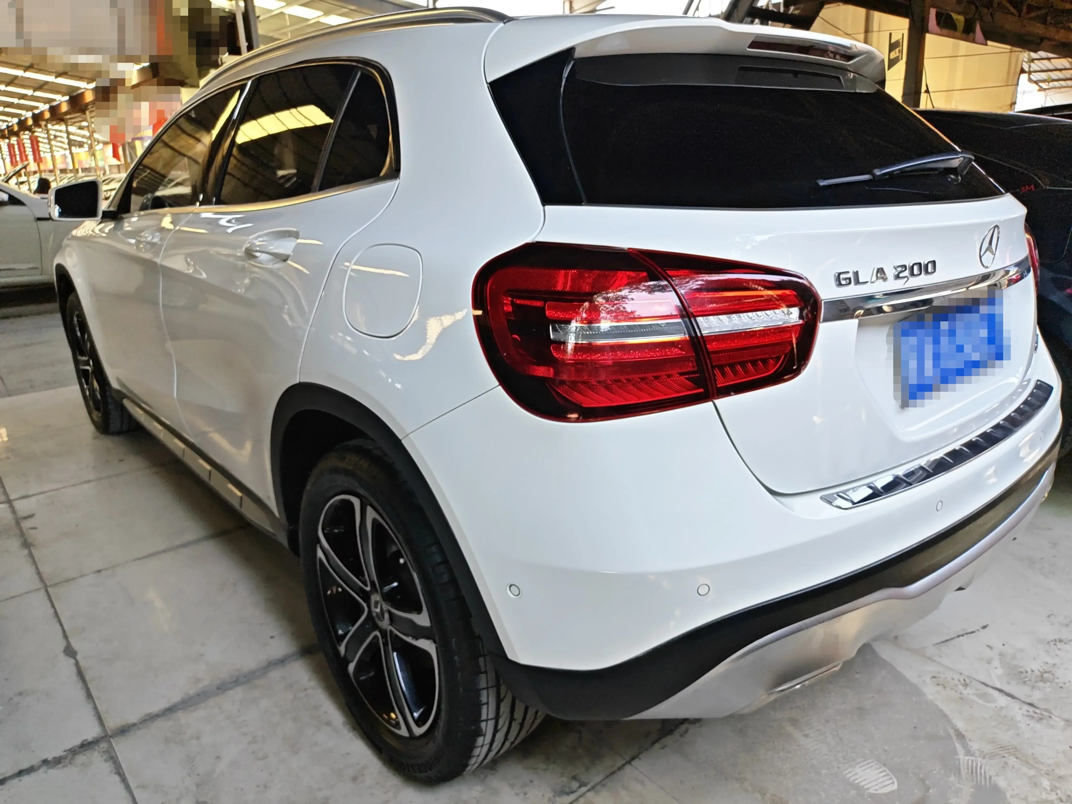 Mercedes-Benz GLA