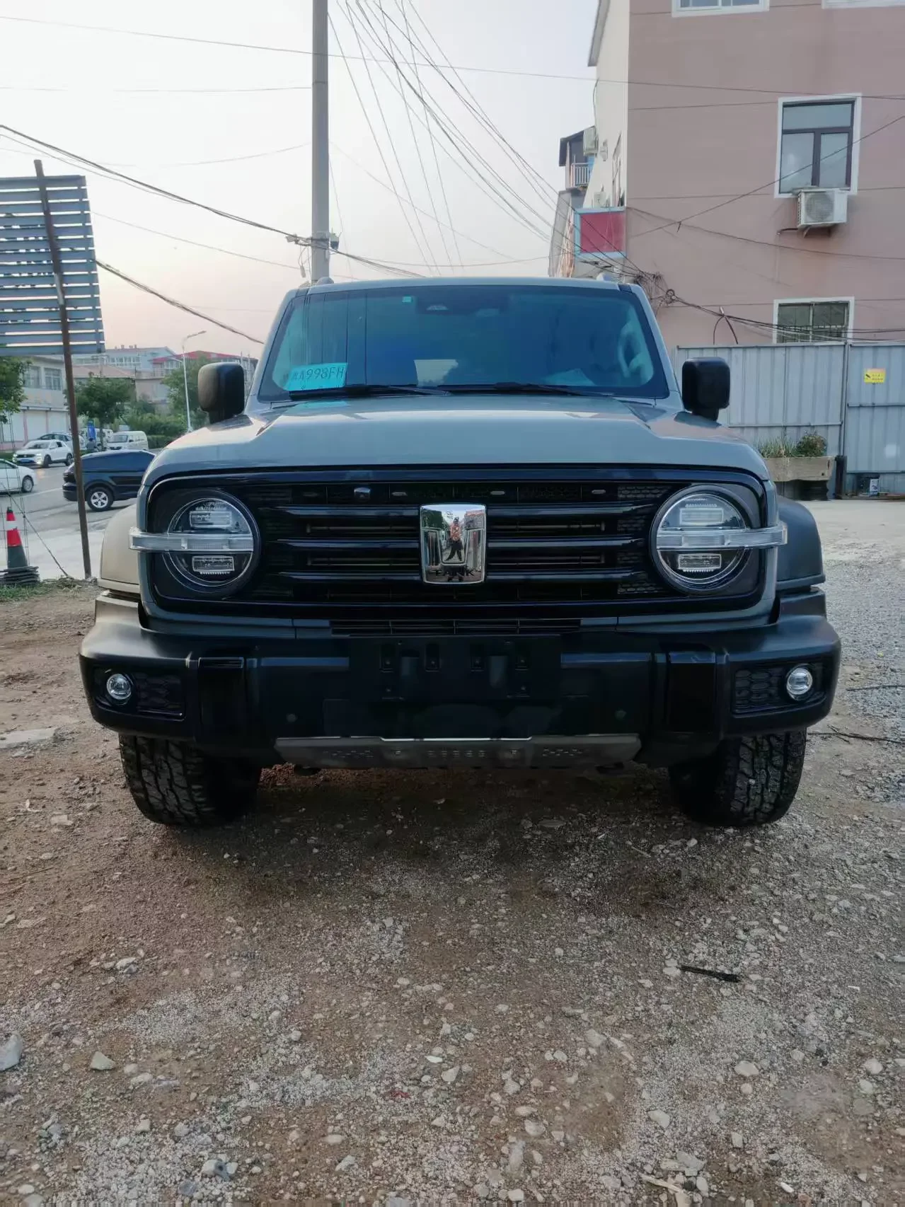 Tank 300