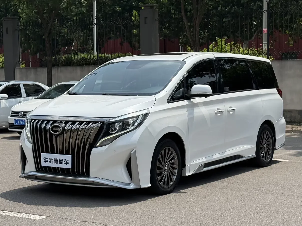 GAC Trumpchi M8