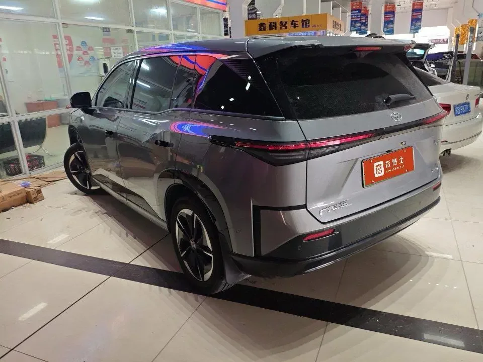 Toyota Bozhi 3X