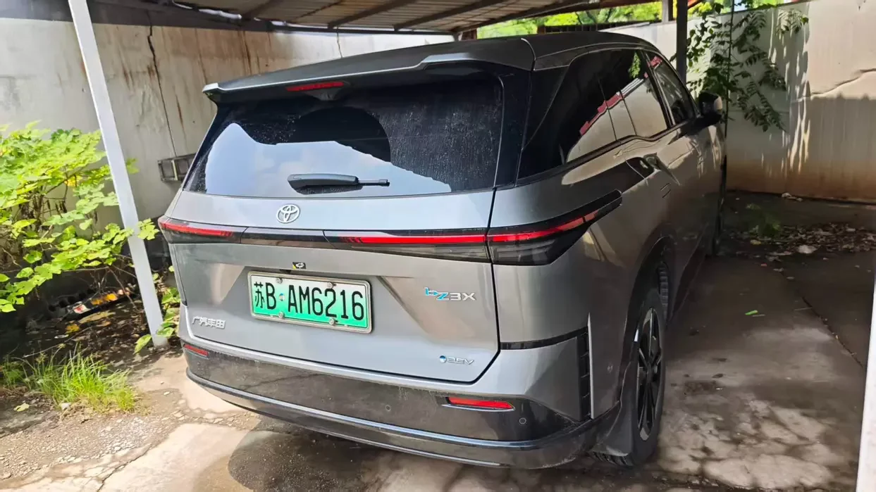 Toyota Bozhi 3X